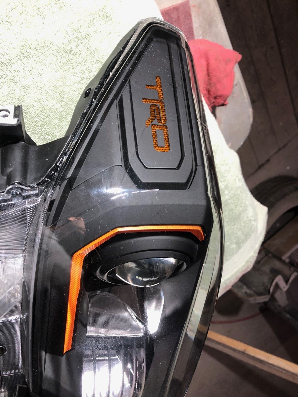 headlights3.jpg