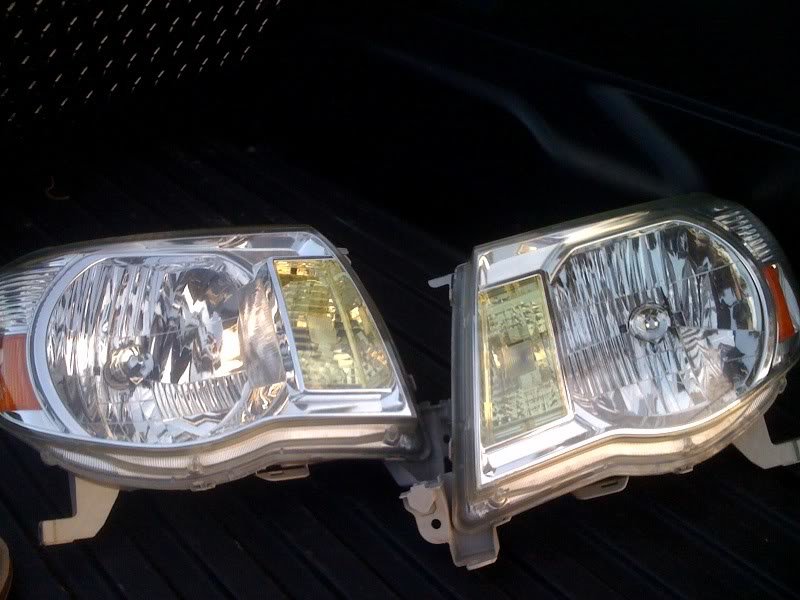 headlights_374601c542ae4f6db253758a787069a9e56b89bb.jpg