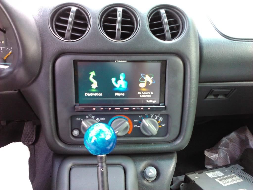 HeadUnit_898ce9300596eb75d541de313658751f069bb8e0.jpg