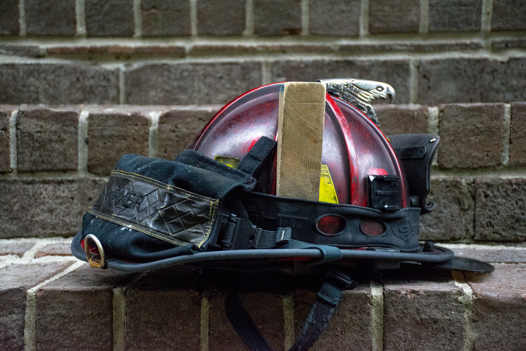 Helmet%202_zpsgoaaxvre_f97cbb2147f61fa2d473c8c609121a066ac7c62f.jpg