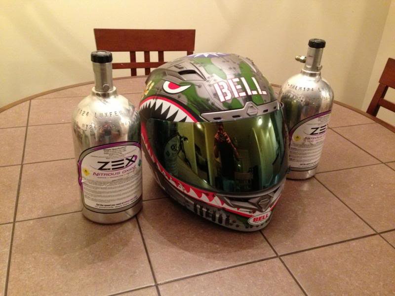 helmetn20_zpse0cd5cc4_17a7565e83f39cc10cda16c376a41d6b98eb5134.jpg