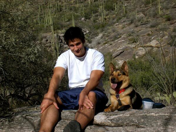 hikingdog_ec3f4fb487657fa0c659f9323d629bbfd9c8cef5.jpg