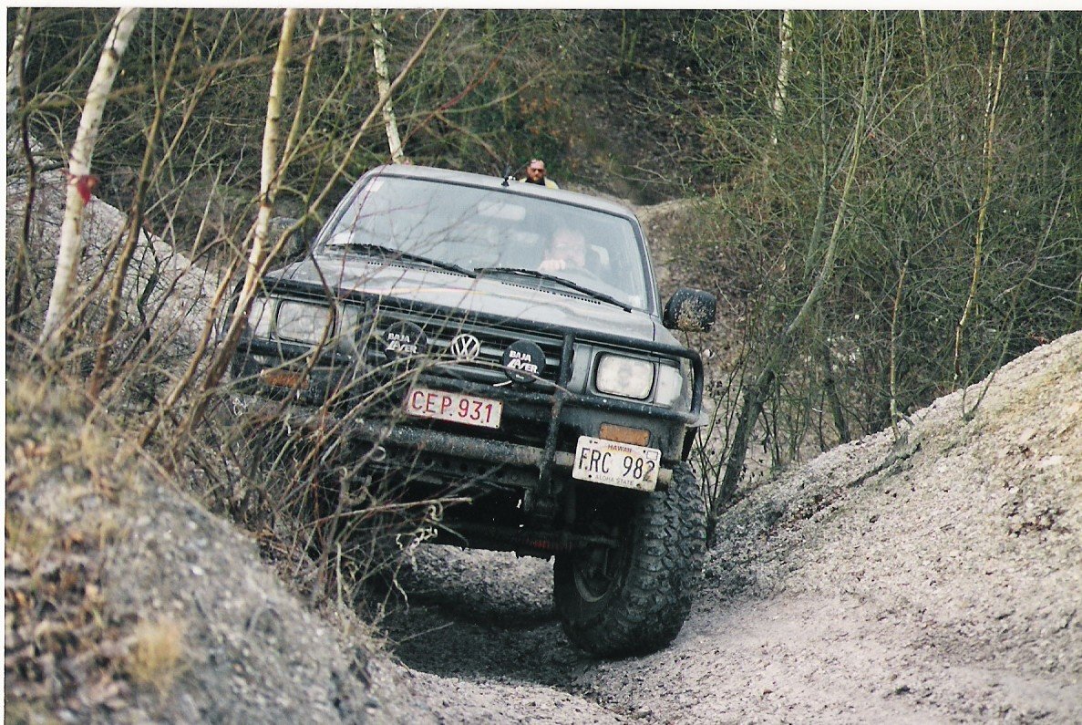 Hilux 94  1996.jpg