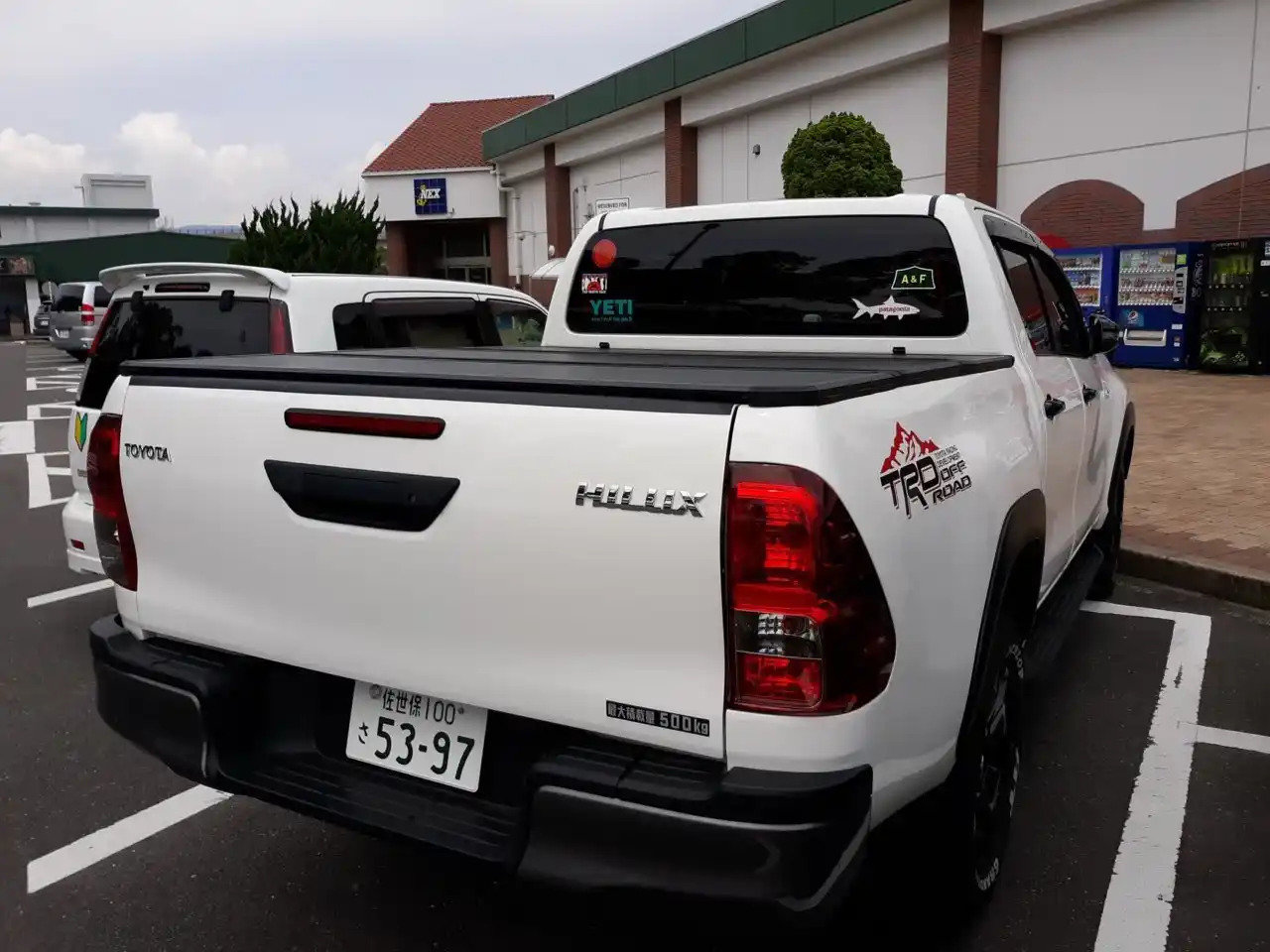 hilux japan.jpg