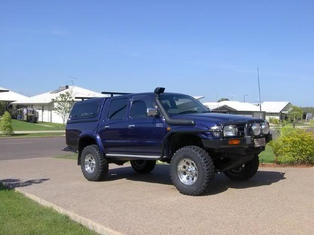 hilux4_7c84ea9c80ff3034c13440c1717054d0ee5bd7a7.jpg