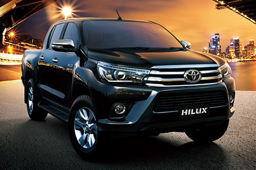 hilux_8th_002_422c615e8b8b09f5d110ebd855f5699a4155f8ed.jpg