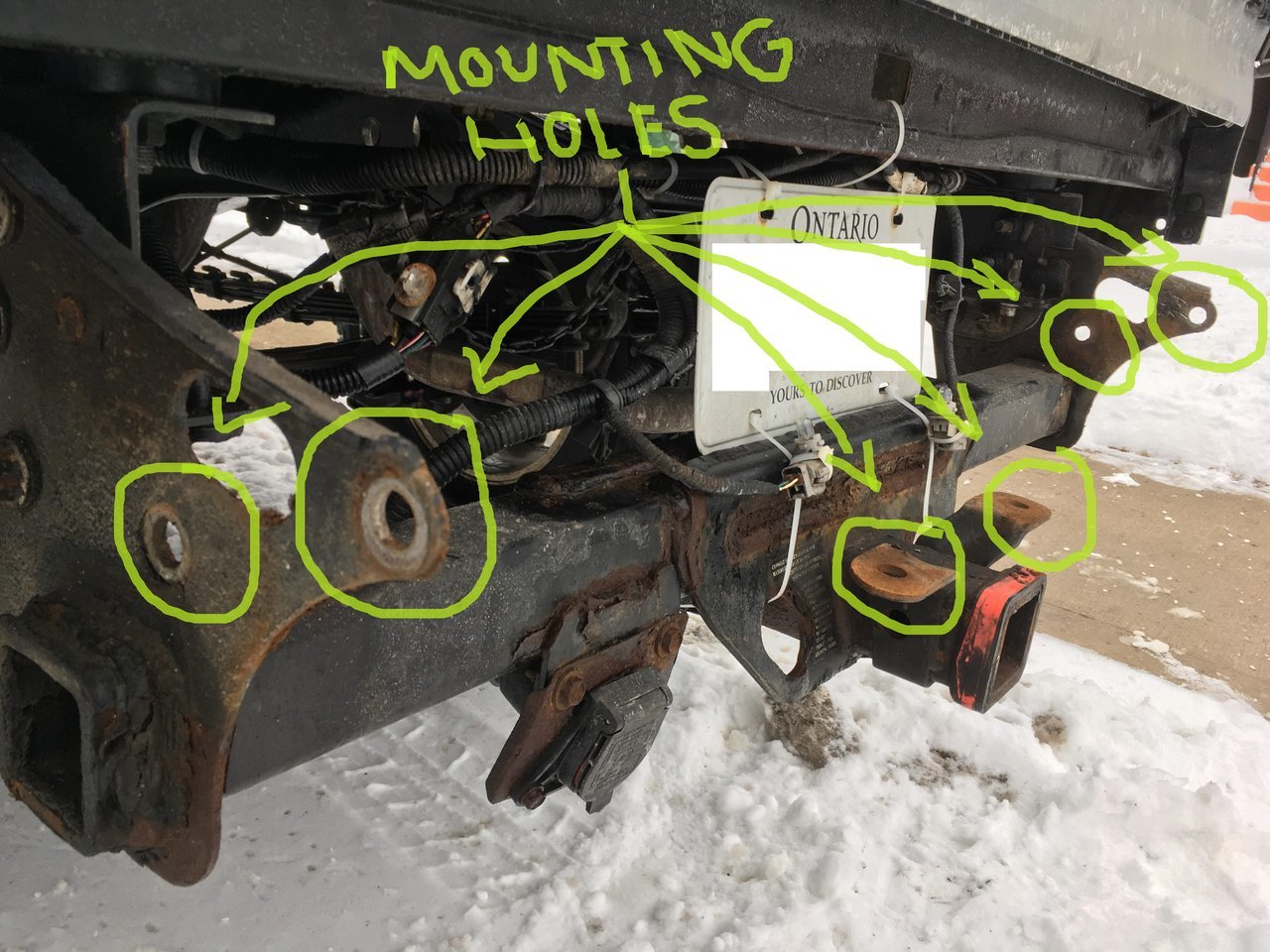 HitchMounts1.jpg