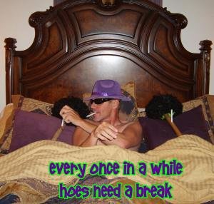 hoes-need-break12_thumb_zpsbf48d92d_365413effc35d2e6e3eb86b4ca80f1c82dd249da.jpg