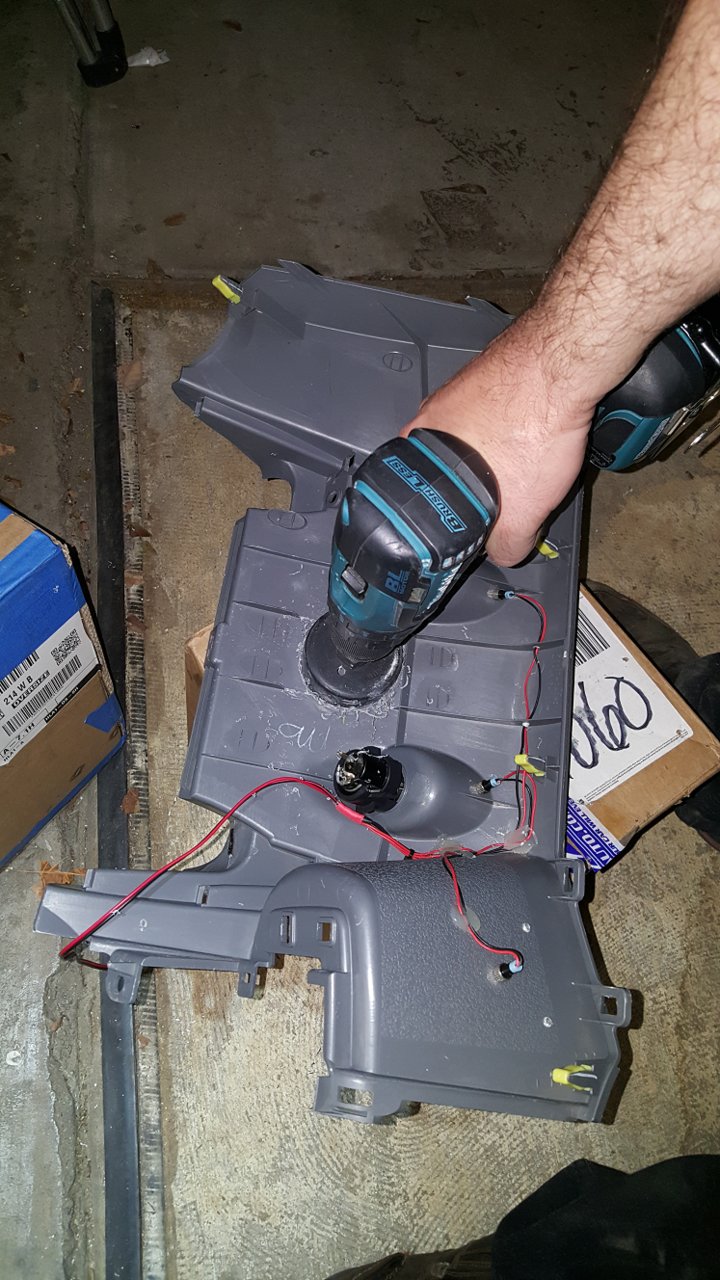 hole saw.jpg