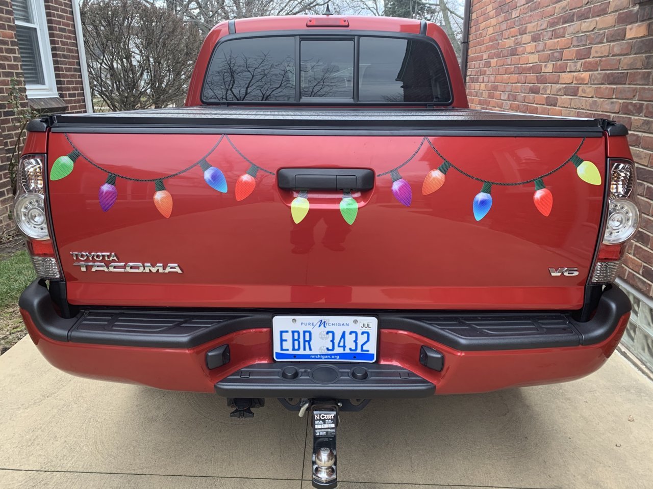 HolidayDecorating.jpg