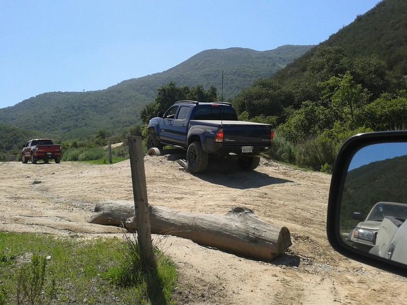 hollister obstacle.jpg