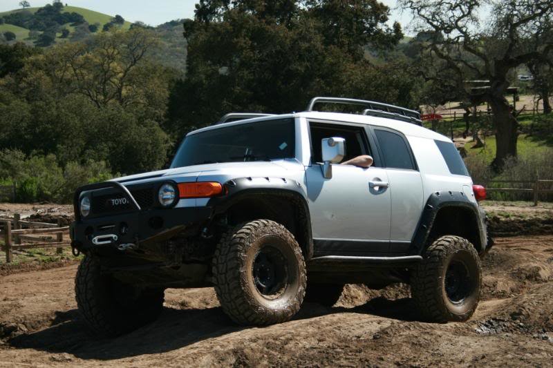 HollisterHills029_934b28e1c24ff2803940500c10c50853cec827c2.jpg