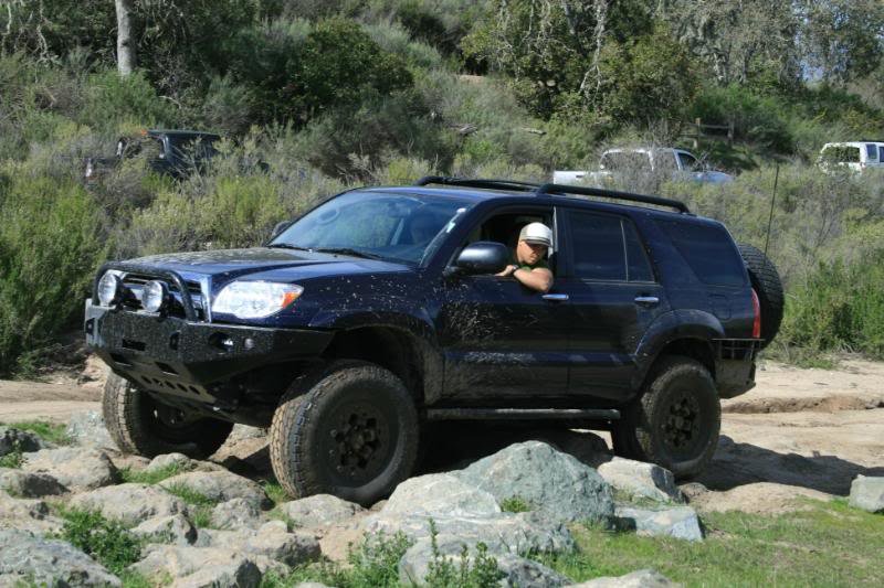 HollisterHills082_ba55e8de8f68b1a71cf1e06b2289607fbbd5add6.jpg