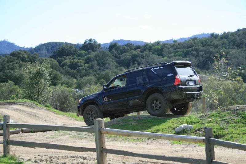 HollisterHills111_2efdb1a6baf4411d8d601d03b726b2020c7327bb.jpg