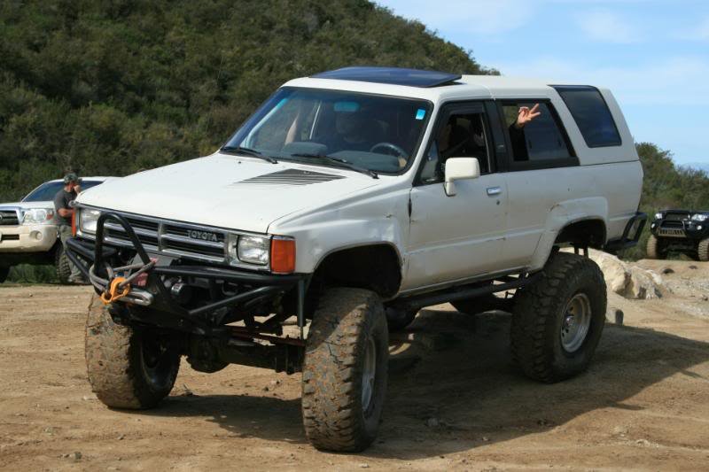 HollisterHills114_28358e2e19a13bd59f8e7cc54f75f224a45a9e26.jpg