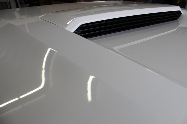 Hood scoop.jpg
