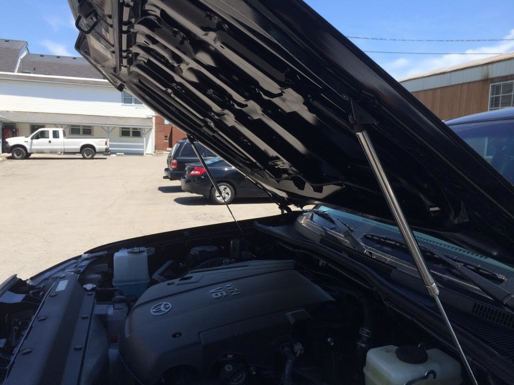 hoodlifts_c9e6176af773f153d076dcfb886f98fb0838ac62.jpg
