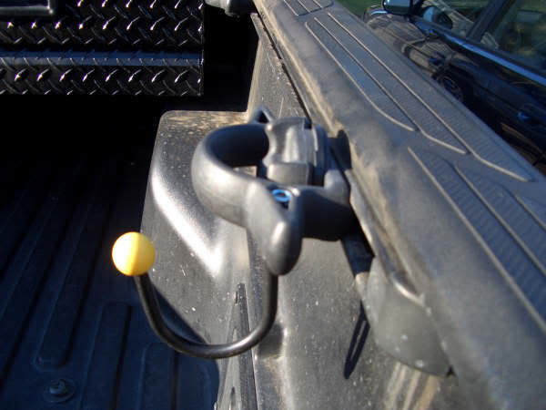 hook3_68ef0e5a9ddd4a523d886e71756be8e9effe1813.jpg