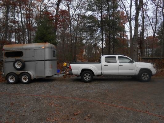 horse trailer jpeg.jpg
