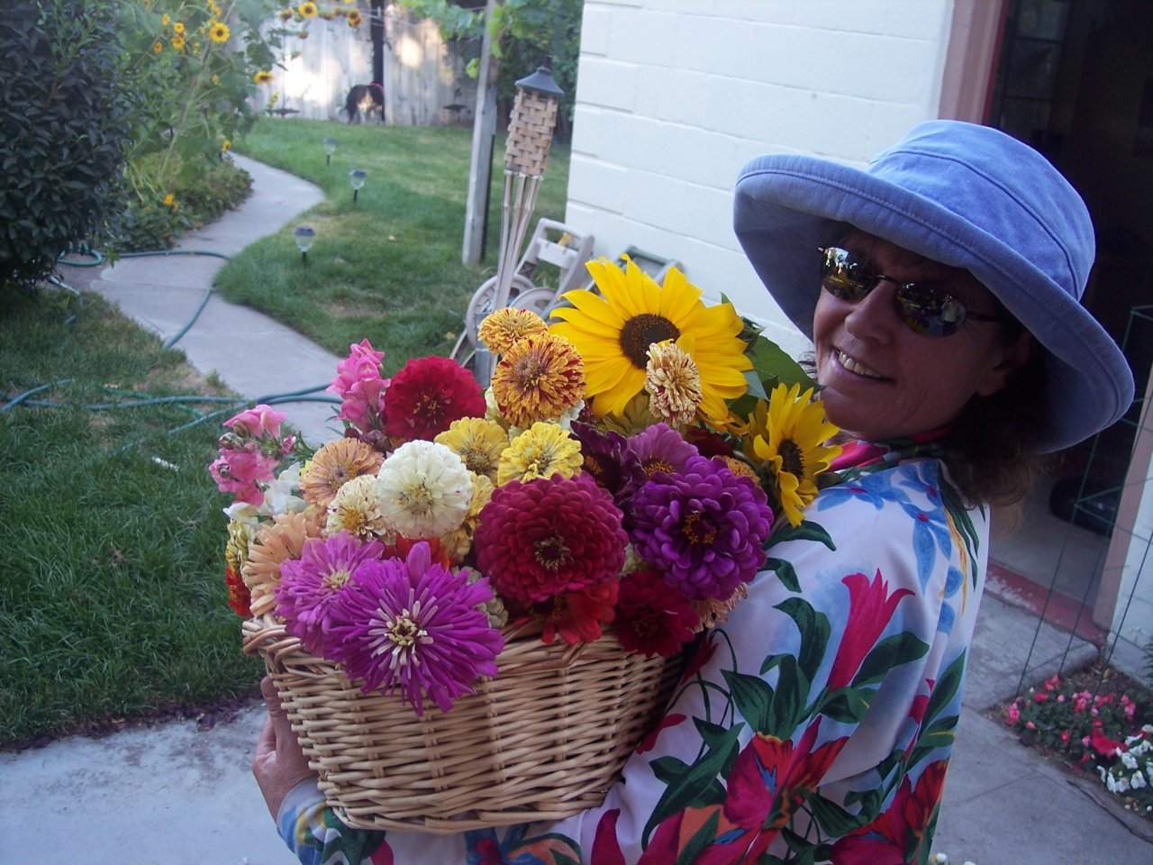 hot august nights and garden 300.jpg