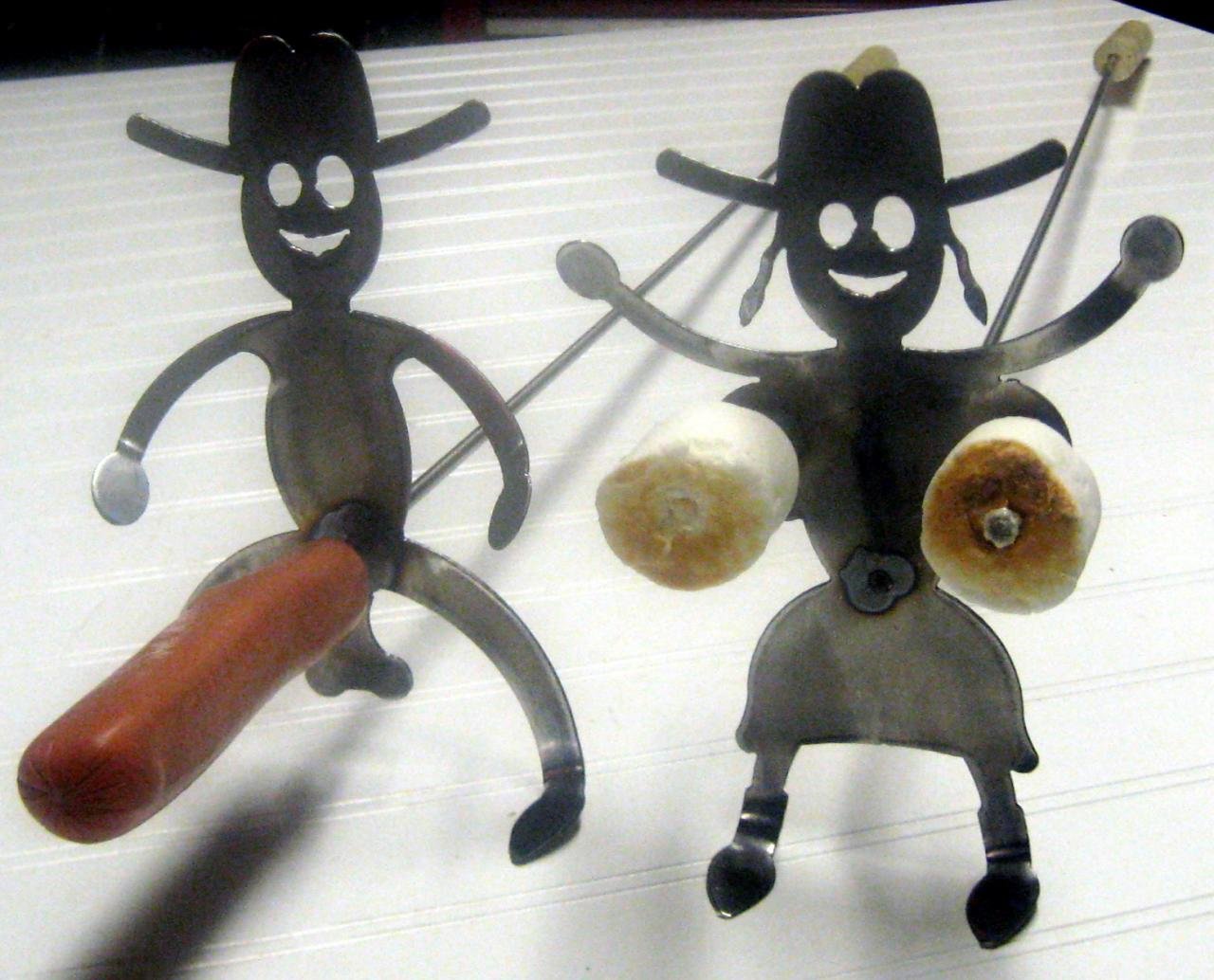 hot_dog_cookers_014-1.356204842_large.jpg