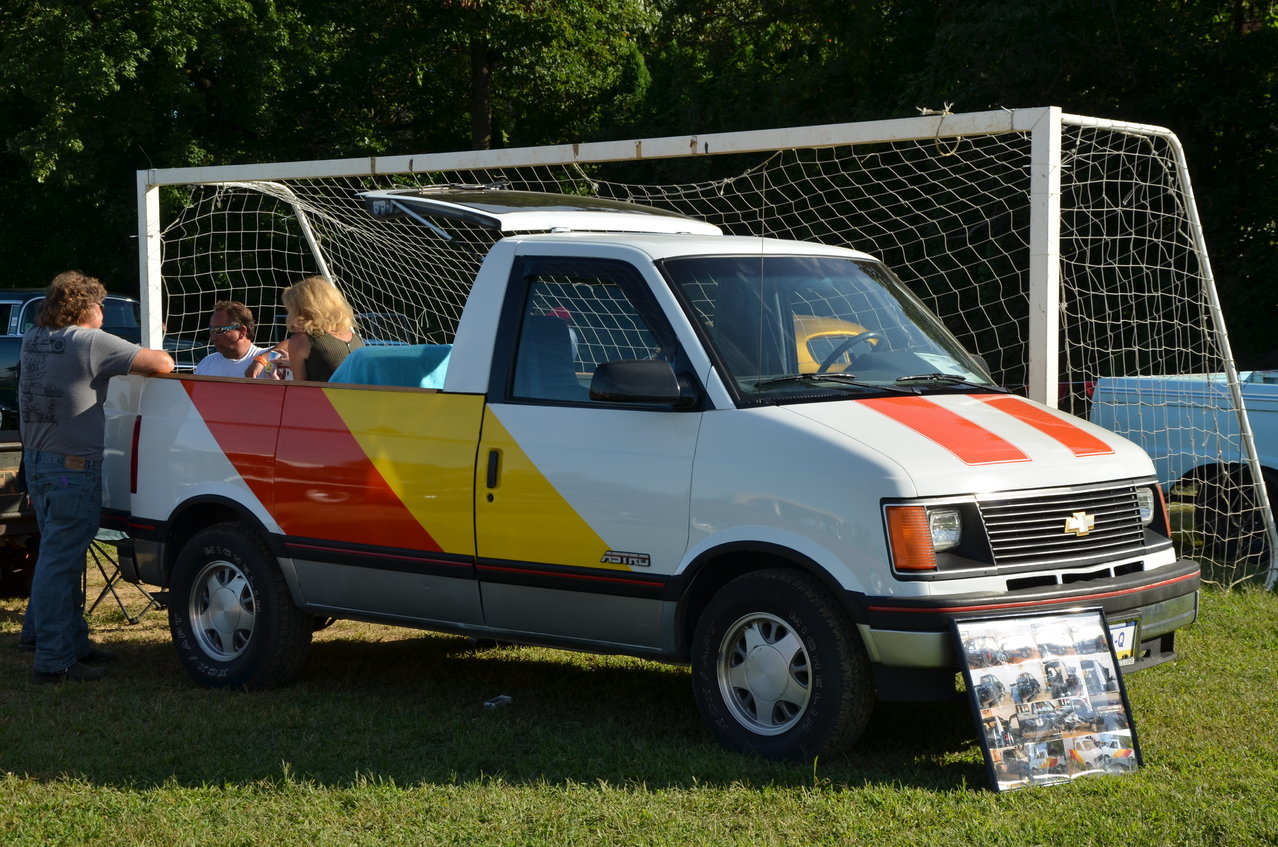 HotRodHoedown2013 1490.jpg