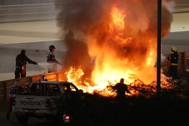https---hypebeast.com-image-2020-11-formula-1-bahrain-grand-prix-romain-grosjean-accident-001.jpg