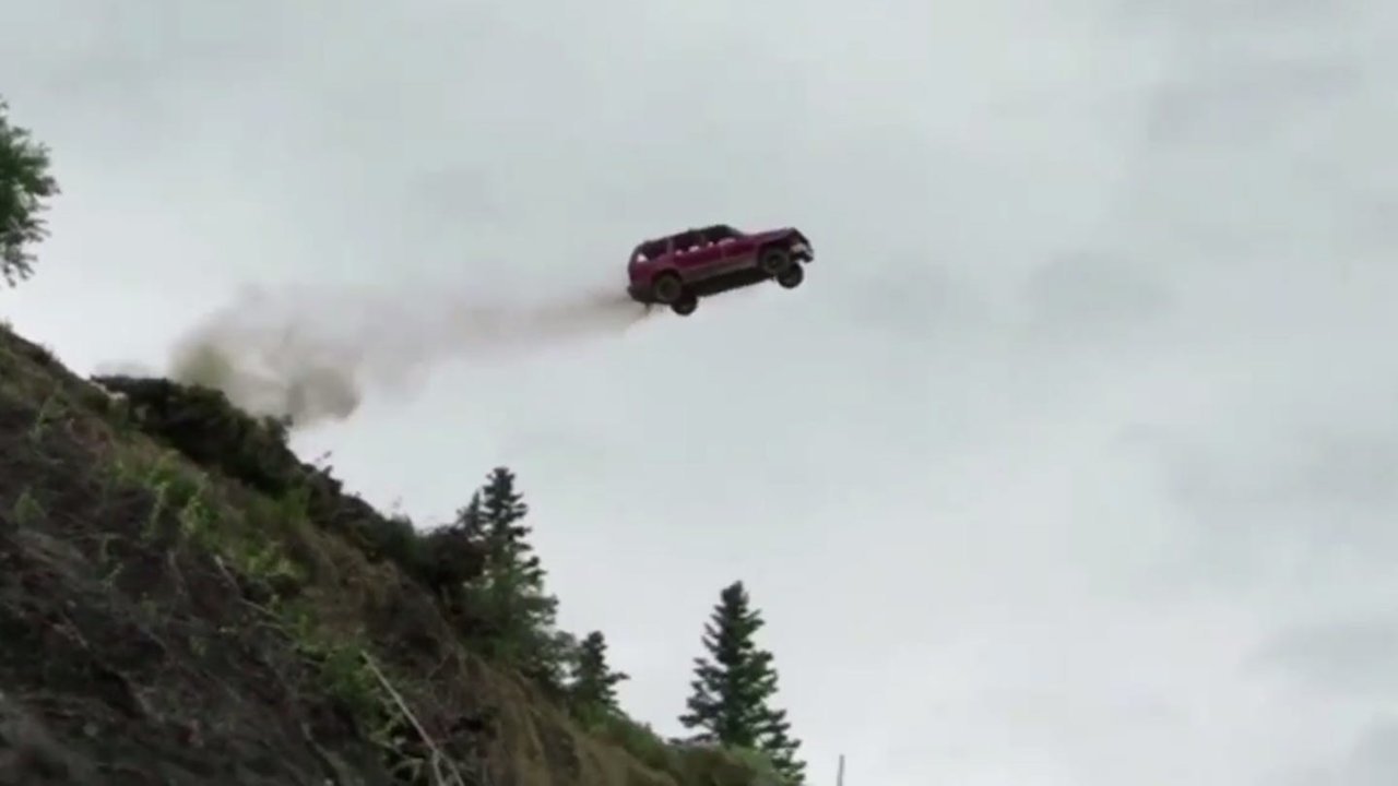 https___api.thedrive.com_wp-content_uploads_2017_09_cliff-1.jpg