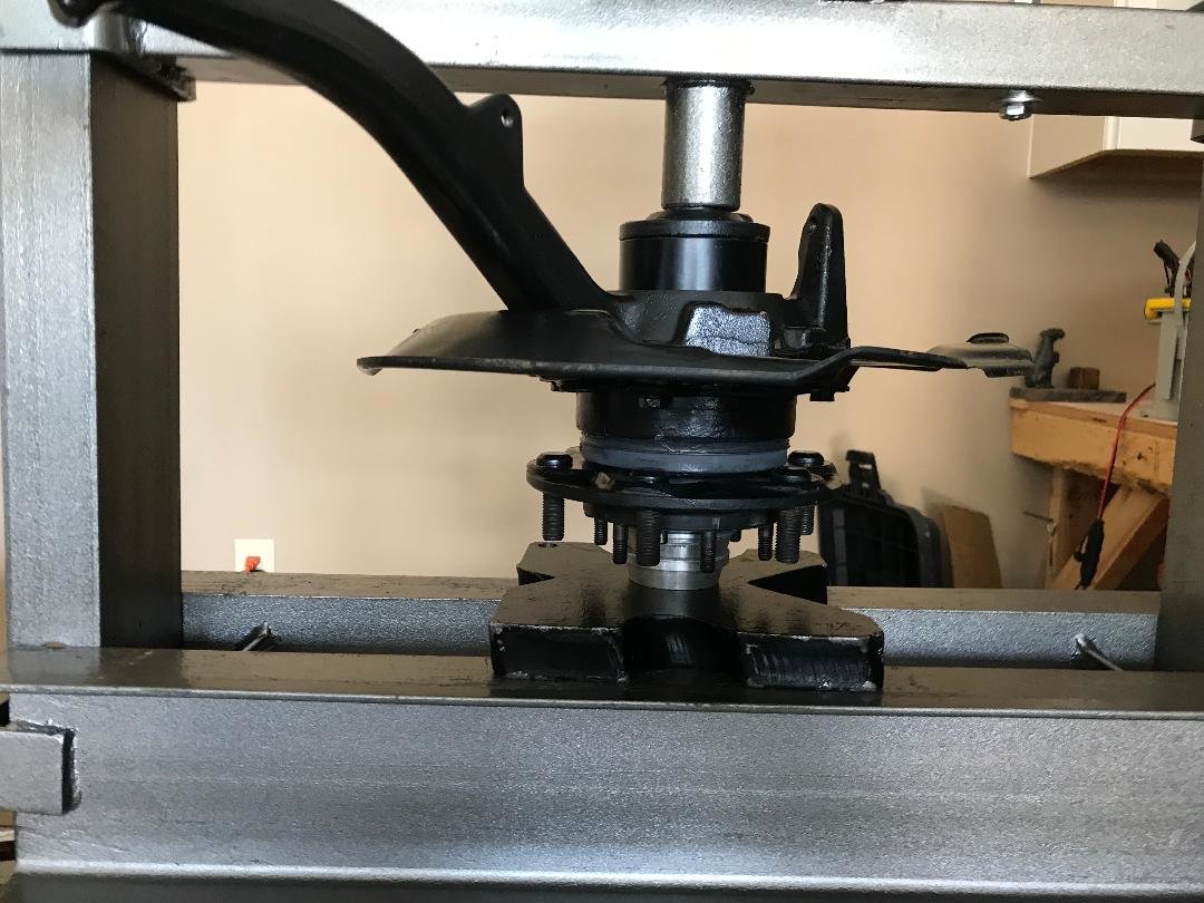 Hub fully pressed into bearing. No sweat!.jpg
