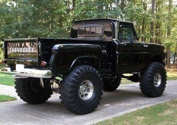 huge-chevy-trucks-chevy-big-trucks-and-mudtrucks.jpg