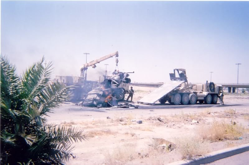 humvee_8b28e70691e78fe3e1043519e7de3a06e497869d.jpg