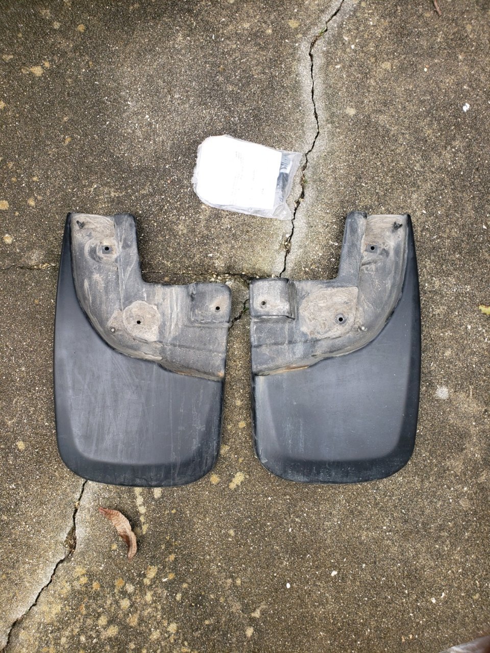 Husky flaps.jpg
