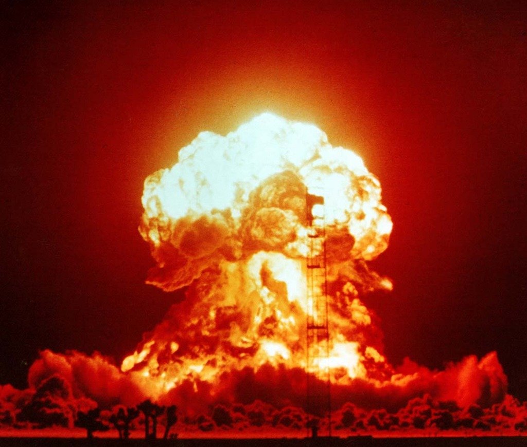 hydrogen_bomb_zpskgj3skkb_aff5c8af0004033cb9969286c963897be63cf8de.jpg