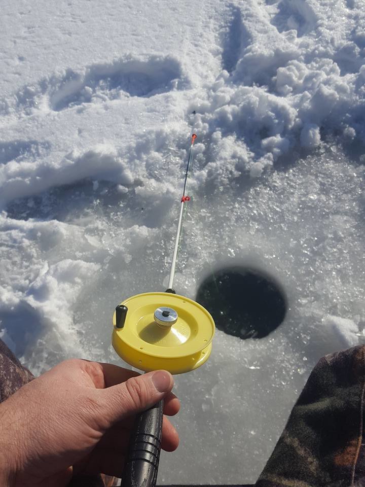 ice fishing.jpg