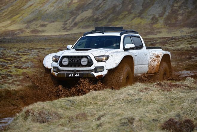 iceland-tacoma-in-mud.jpg