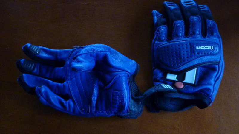 Icon gloves.jpg