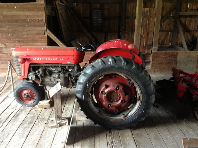 Ikes Tractor.jpg