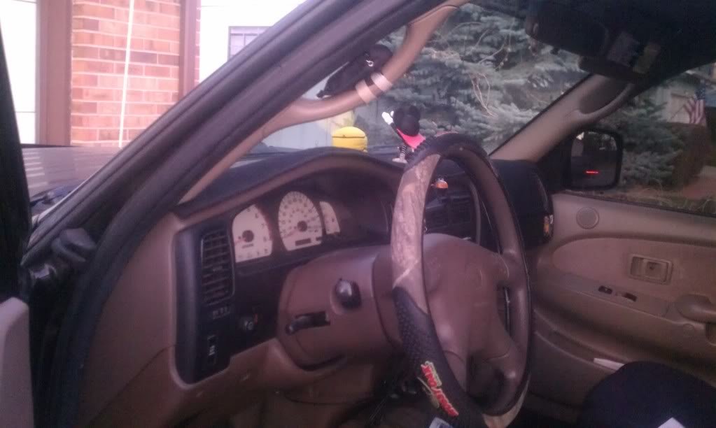 Toyota Tacoma 1998-2004 - DashCare Dash Cover