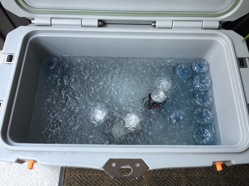 73 quart ozark trail hot sale cooler