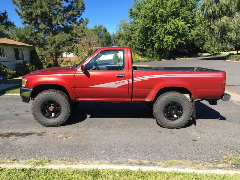 Sold: 1993 Toyota Pickup 4x4 