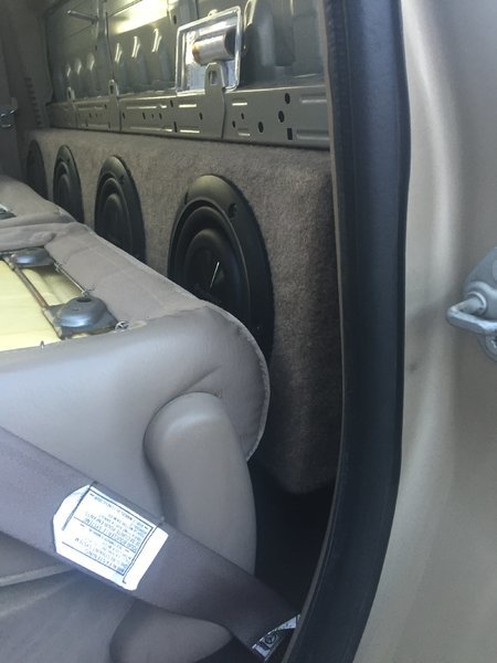 2019 toyota tacoma double cab 2024 subwoofer box