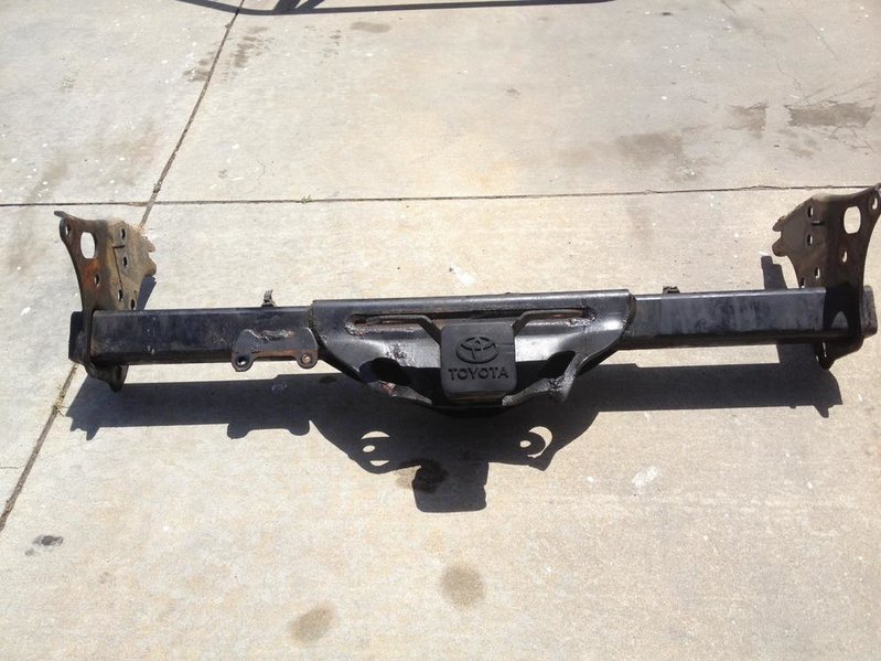 2005+ stock oem tow hitch with bolts $120 | Tacoma World