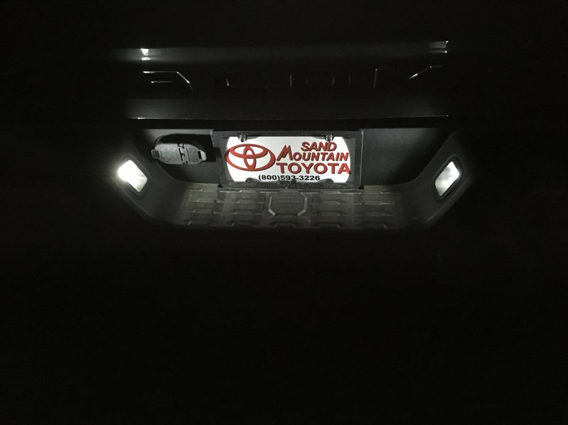 tacoma license plate light bulb