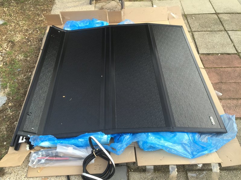 For Sale Gator Fx3 Trifold Tonneau Cover Tacoma World