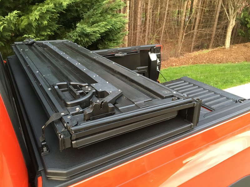 2016 Tacoma Short Bed OEM Tri-Fold Tonneau Cover - Charlotte, NC ...