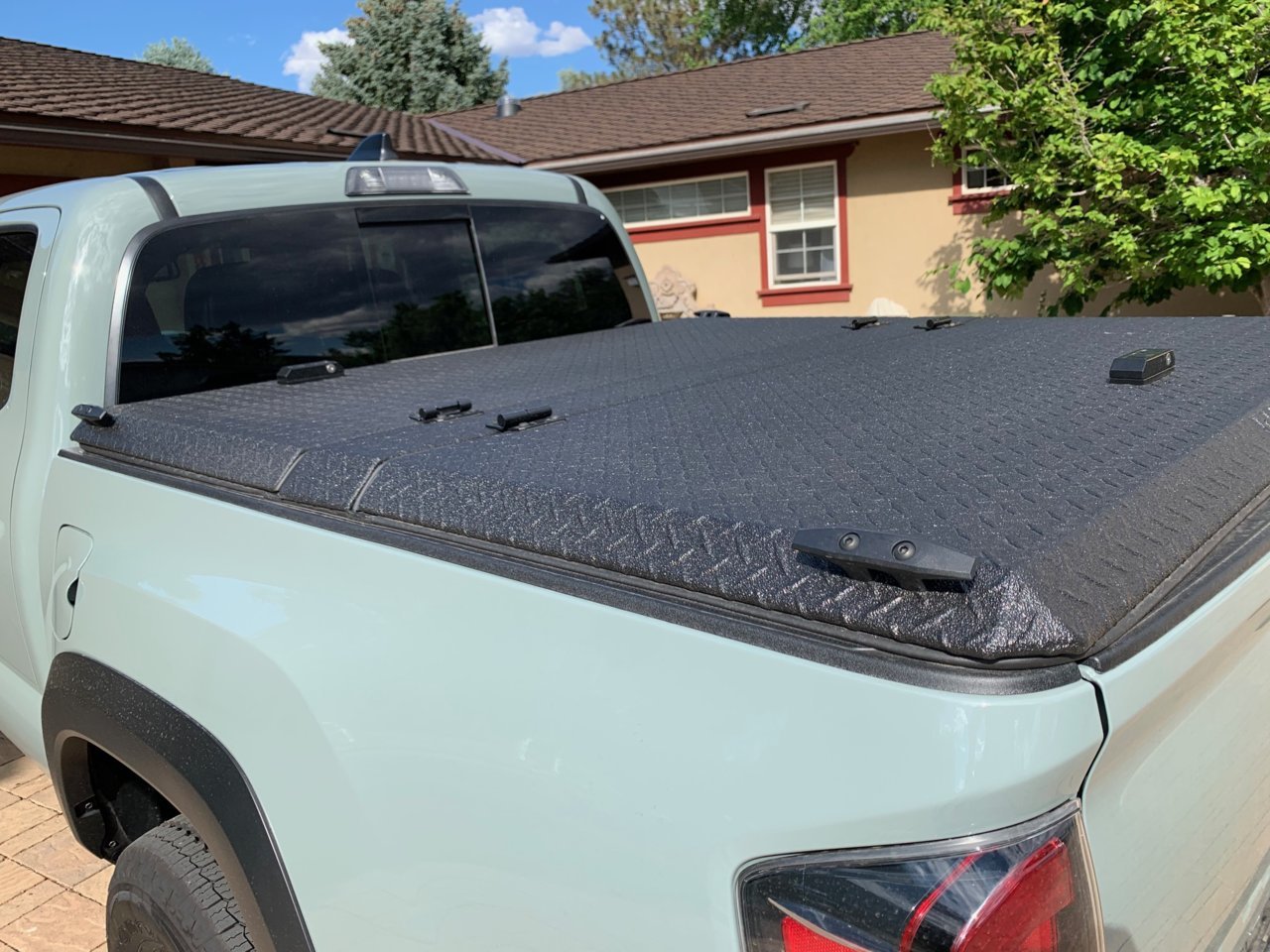 Diamondback Tonneau Cover Tacoma