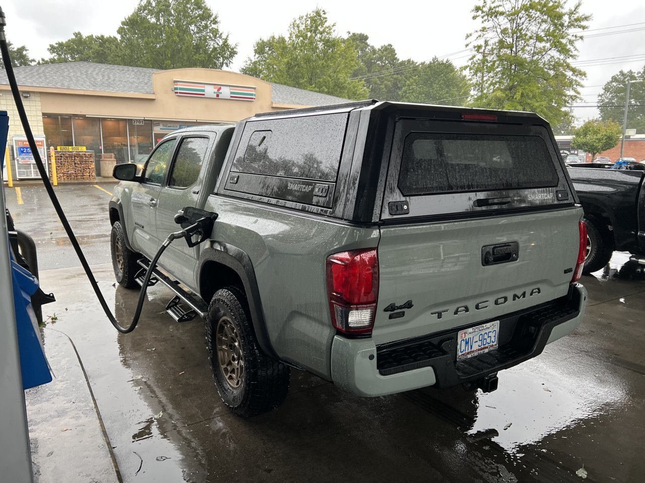 Toyota tacoma deals smart cap