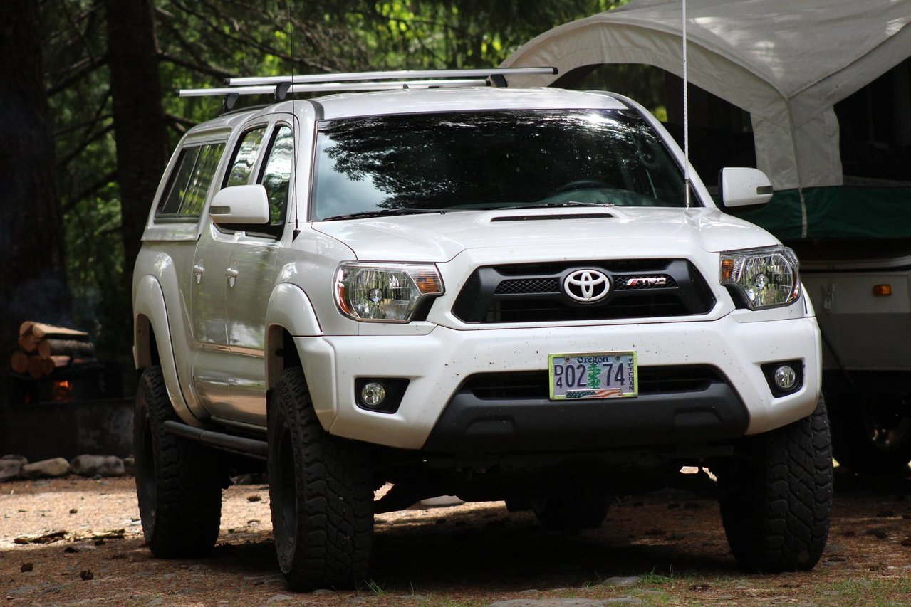 Thule aeroblade clearance tacoma