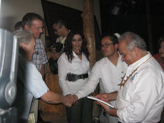IMG_0801_zpsa03a2033_8a01f09f0c5a69211a265143b3adf7fc60f850c1.jpg