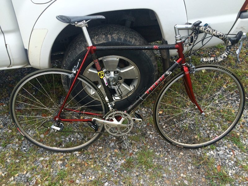 trek 2300 carbon fiber road bike